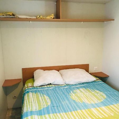 Mobil'Home Dans Camping Bec-de-Mortagne Exterior foto